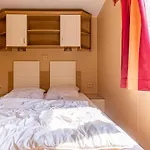 Mobilehome Au Bord De L'eau مكان تخييم