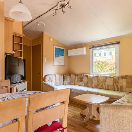 Mobilehome Au Bord De L'eau Kemp Gastes