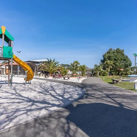 Mobilehome Au Bord De L'eau 4*