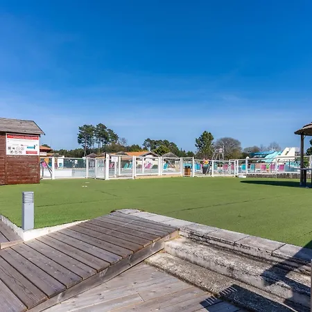 Mobilehome Au Bord De L'eau Kemp 4*