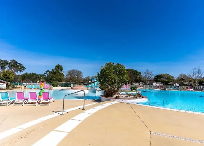 Mobilehome Au Bord De L'eau 4*